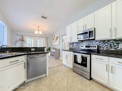 12750 Dunns View Drive, Jacksonville FL - photo 22 of 54