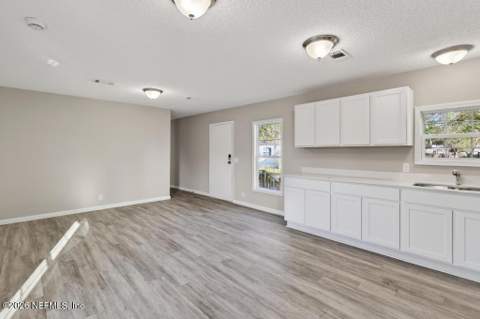 6314 Leona Street, Jacksonville FL - photo 18 of 62