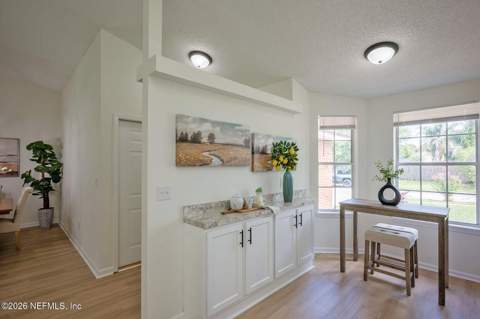3902 Hunters Lake Circle, Jacksonville FL - photo 10 of 34