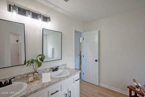 3902 Hunters Lake Circle, Jacksonville FL - photo 20 of 34