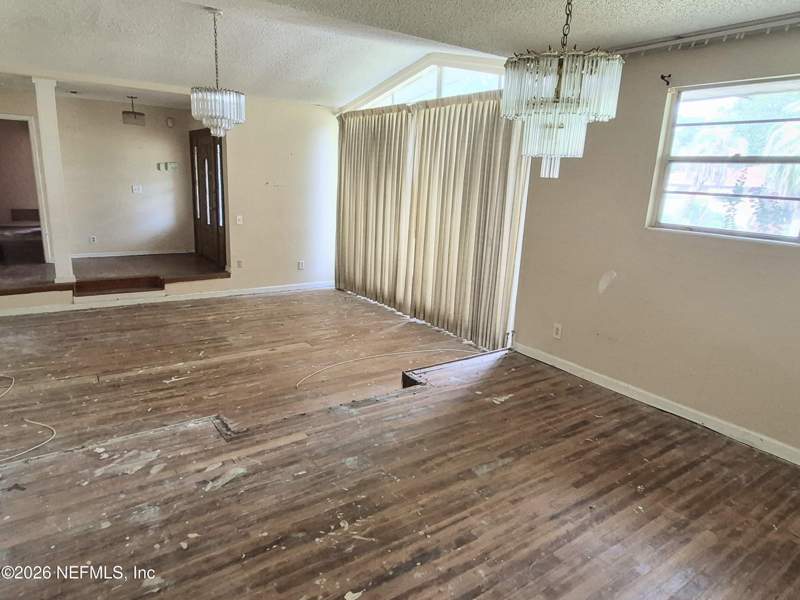 4 bedroom Single Family Residence at 6046 Kinnon Drive, Kinnard, Jacksonville — photo 4