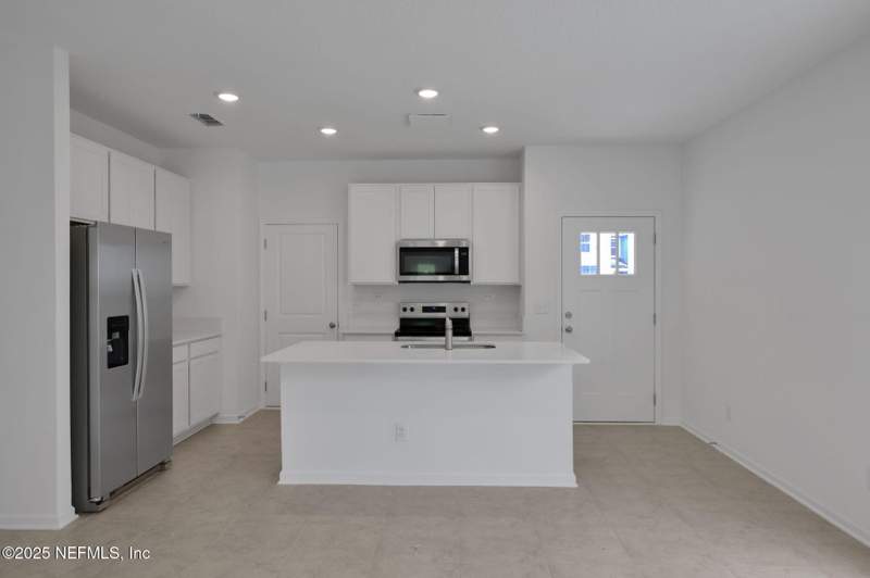 3 bedroom Townhouse at 3779 Athenian Way, Atlantis Point, Middleburg — photo 3
