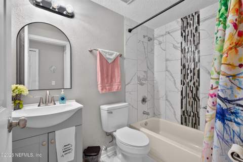 12240 Chippenham Court, Jacksonville FL - photo 18 of 74
