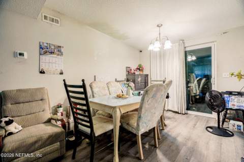3008 Carrevero Drive, Jacksonville FL - photo 10 of 26