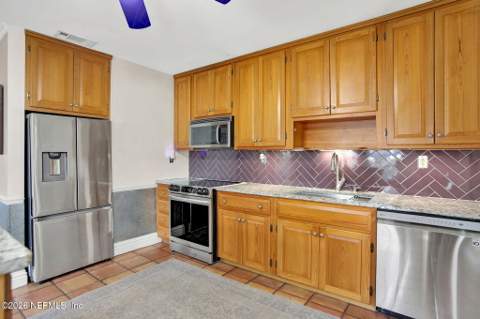 1542 Sheridan Street, Jacksonville FL - photo 14 of 44