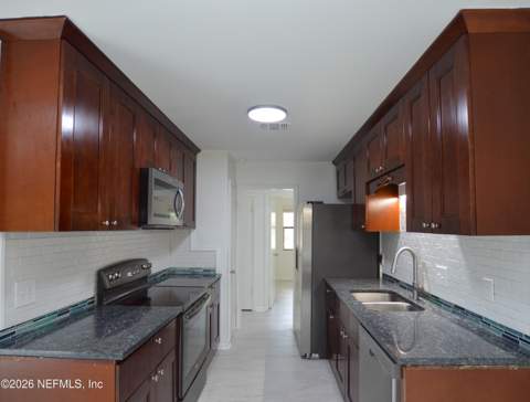 2045 Derringer Road, Jacksonville FL - photo 12 of 37