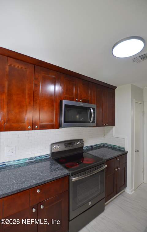 2045 Derringer Road, Jacksonville FL - photo 11 of 37