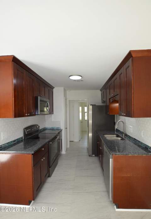 2045 Derringer Road, Jacksonville FL - photo 13 of 37