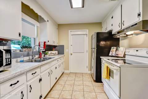 2002 Ryar Road, Jacksonville FL - photo 8 of 35