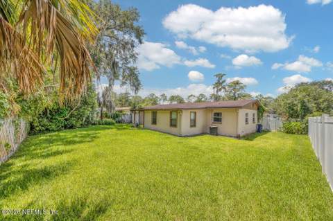 2859 Loran Drive, Jacksonville FL - photo 6 of 39