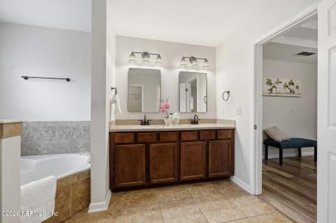 15259 Hidden Foal Drive, Jacksonville FL - photo 19 of 30