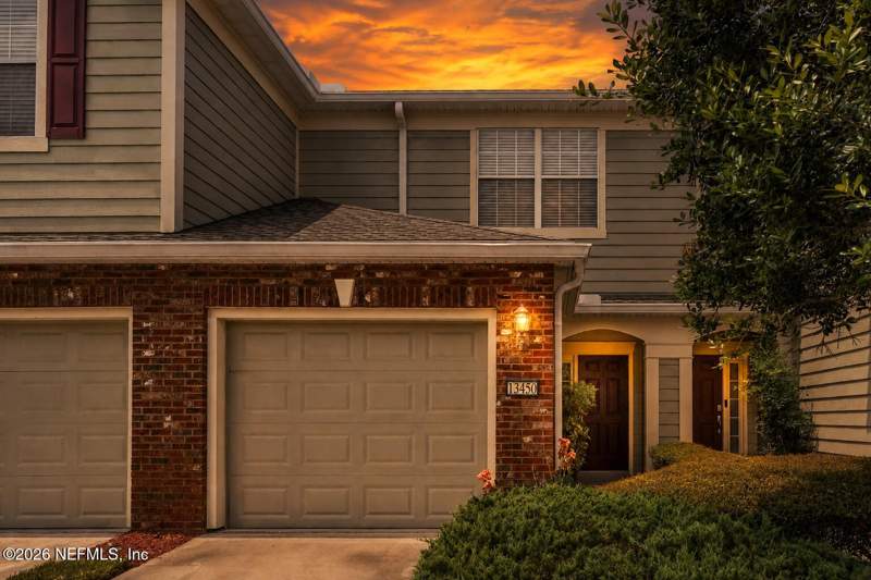 2 bedroom Townhouse at 13450 English Peak Court, Greenbrier At Bartram Park, Jacksonville — photo 3