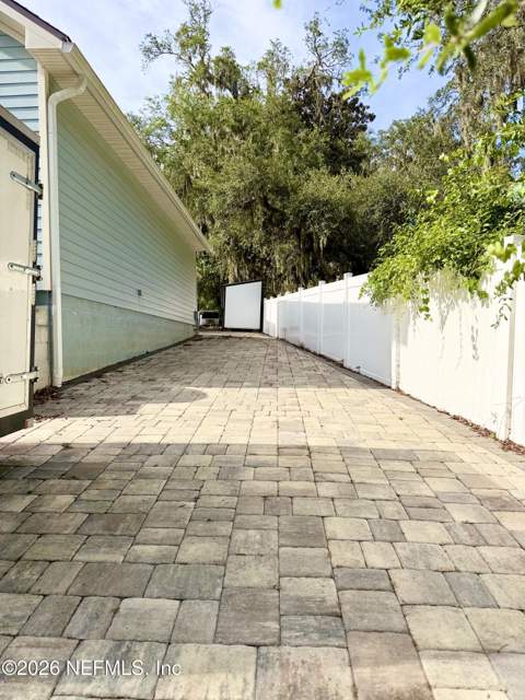 4343 Monument Road, Jacksonville FL - photo 9 of 28