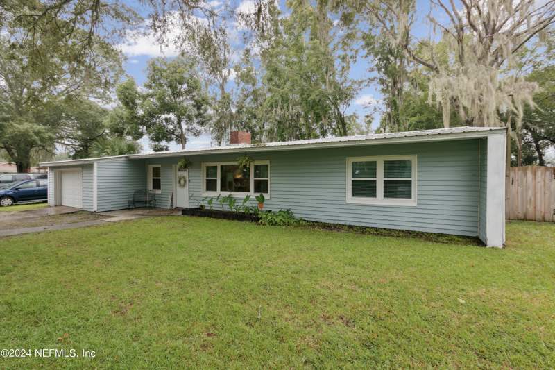 2 bedroom Single Family Residence at 45180 Booth Street, Callahan, Callahan — photo 3