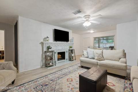 45180 Booth Street, Callahan FL - photo 10 of 38