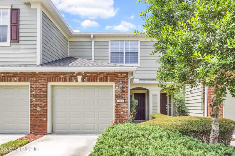 2 bedroom Townhouse at 13450 English Peak Court, Greenbrier At Bartram Park, Jacksonville — photo 2