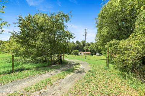 19801 Nolan Jones Road, Hilliard FL - photo 8 of 38