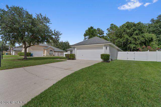4 bedroom Single Family Residence at 13925 Fish Eagle Drive, Eagles Hammock, Jacksonville — photo 4