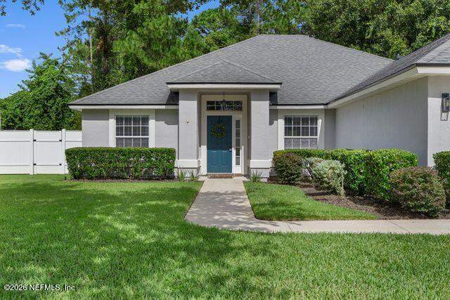 4 bedroom Single Family Residence at 13925 Fish Eagle Drive, Eagles Hammock, Jacksonville — photo 2