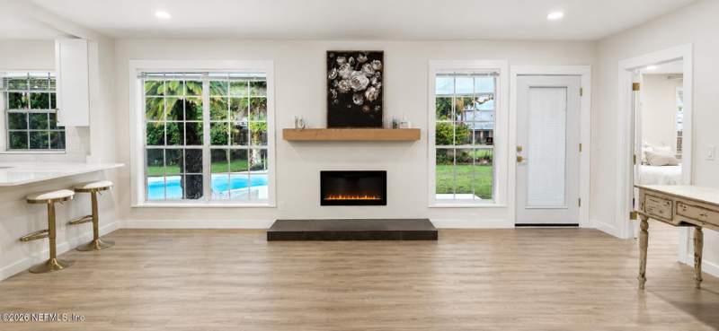 4 bedroom Single Family Residence at 4341 Savannah Avenue, Confederate Point, Jacksonville — photo 4