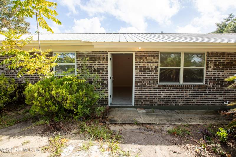 3 bedroom Single Family Residence at 7185 Gas Line Road, Metes & Bounds, Keystone Heights — photo 5