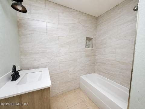 1735 Ribault Scenic Drive, Jacksonville FL - photo 7 of 31