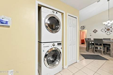 6860 Skaff Avenue #2-15, Jacksonville FL - photo 22 of 26