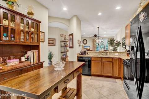 11726 Surfbird Circle, Jacksonville FL - photo 8 of 33