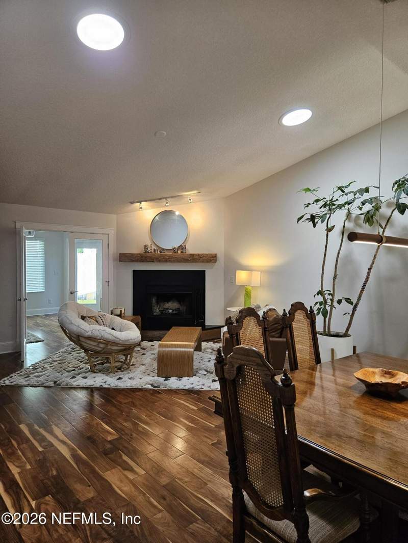 4 bedroom Single Family Residence at 1124 Linkside Court, Selva Linkside, Atlantic Beach — photo 2