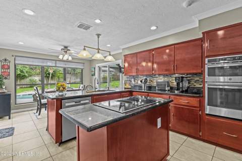 2159 Broad Water Drive, Jacksonville FL - photo 15 of 62