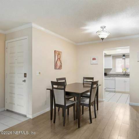 6654 Bell Tower Court #5, Jacksonville FL - photo 11 of 28