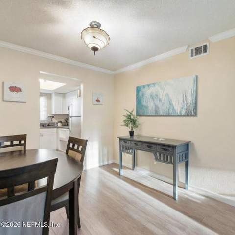 6654 Bell Tower Court #5, Jacksonville FL - photo 7 of 28