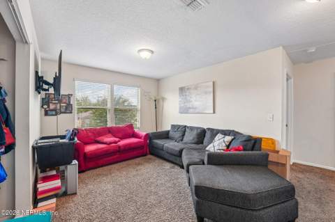 6774 Sandle Drive, Jacksonville FL - photo 8 of 54