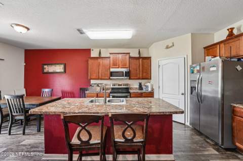 6774 Sandle Drive, Jacksonville FL - photo 19 of 54