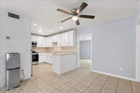 11634 Marina Drive, Jacksonville FL - photo 13 of 43