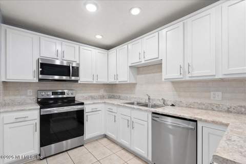 11634 Marina Drive, Jacksonville FL - photo 8 of 43