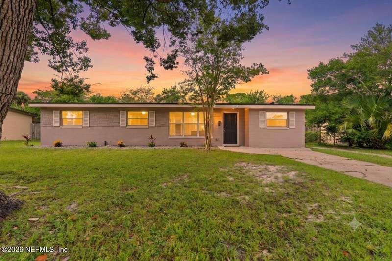 4 bedroom Single Family Residence at 11634 Marina Drive, Beachwood, Jacksonville — photo 2