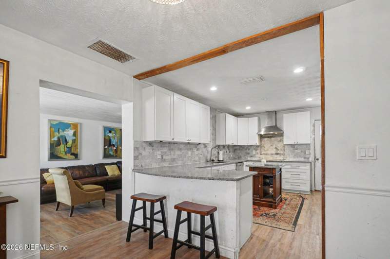 4 bedroom Single Family Residence at 5208 Tan Street, Del Rio, Jacksonville — photo 3