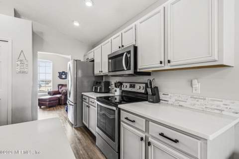 1634 Highland View Court, Fleming Island FL - photo 11 of 47
