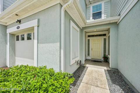576 Richmond Drive, St. Johns FL - photo 7 of 36