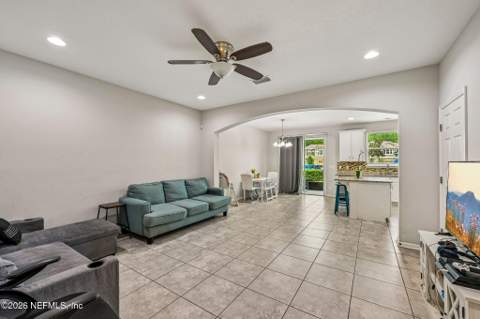 576 Richmond Drive, St. Johns FL - photo 9 of 36