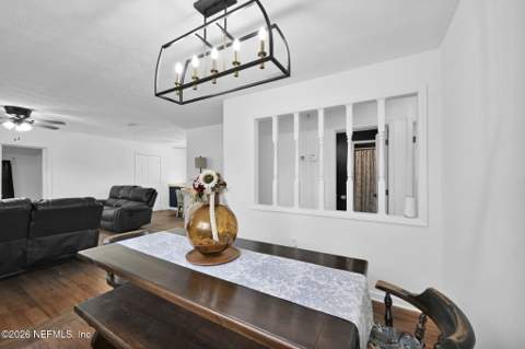 9038 Commonwealth Avenue, Jacksonville FL - photo 8 of 36