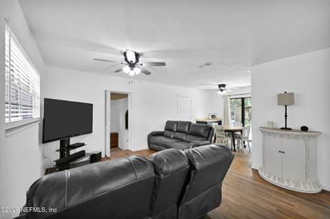 9038 Commonwealth Avenue, Jacksonville FL - photo 16 of 36