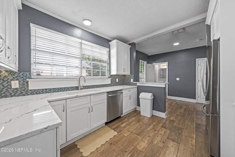 2 bedroom Single Family Residence at 2663 College Street, New Riverside, Jacksonville — photo 4