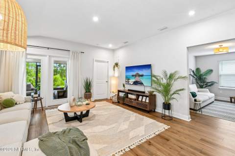 12924 Holsinger Boulevard, Jacksonville FL - photo 9 of 98