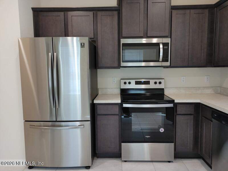 3 bedroom Townhouse at 9479 Star Drive, Bay Pointe North, Jacksonville — photo 3