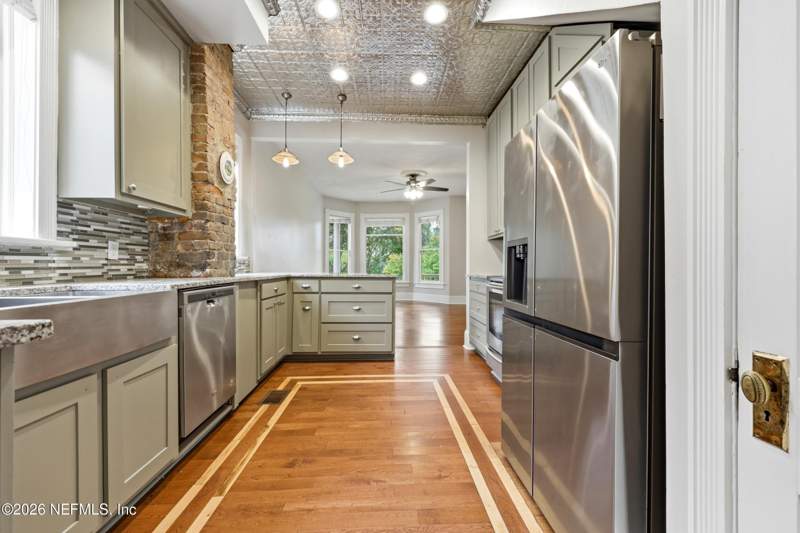 3 bedroom Single Family Residence at 1405 Boulevard, Springfield, Jacksonville — photo 5