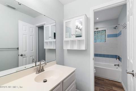 10150 Belle Rive Boulevard #110, Jacksonville FL - photo 17 of 49
