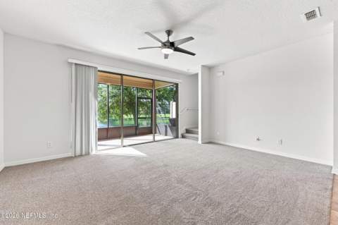 7020 Butterfly Court, Jacksonville FL - photo 7 of 36