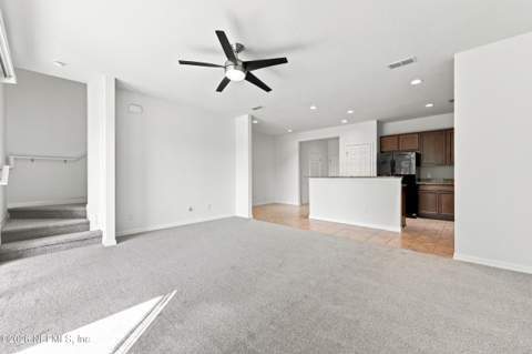 7020 Butterfly Court, Jacksonville FL - photo 12 of 36
